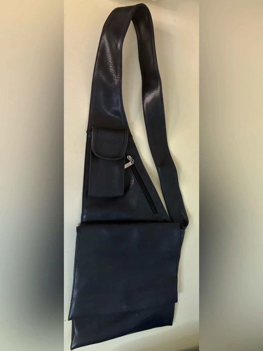 Vintage Black Crossbody Sling Bag